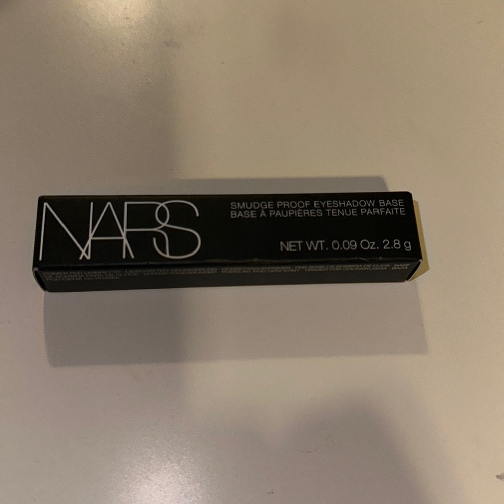 Nars Smudge Proof Eyeshadow base